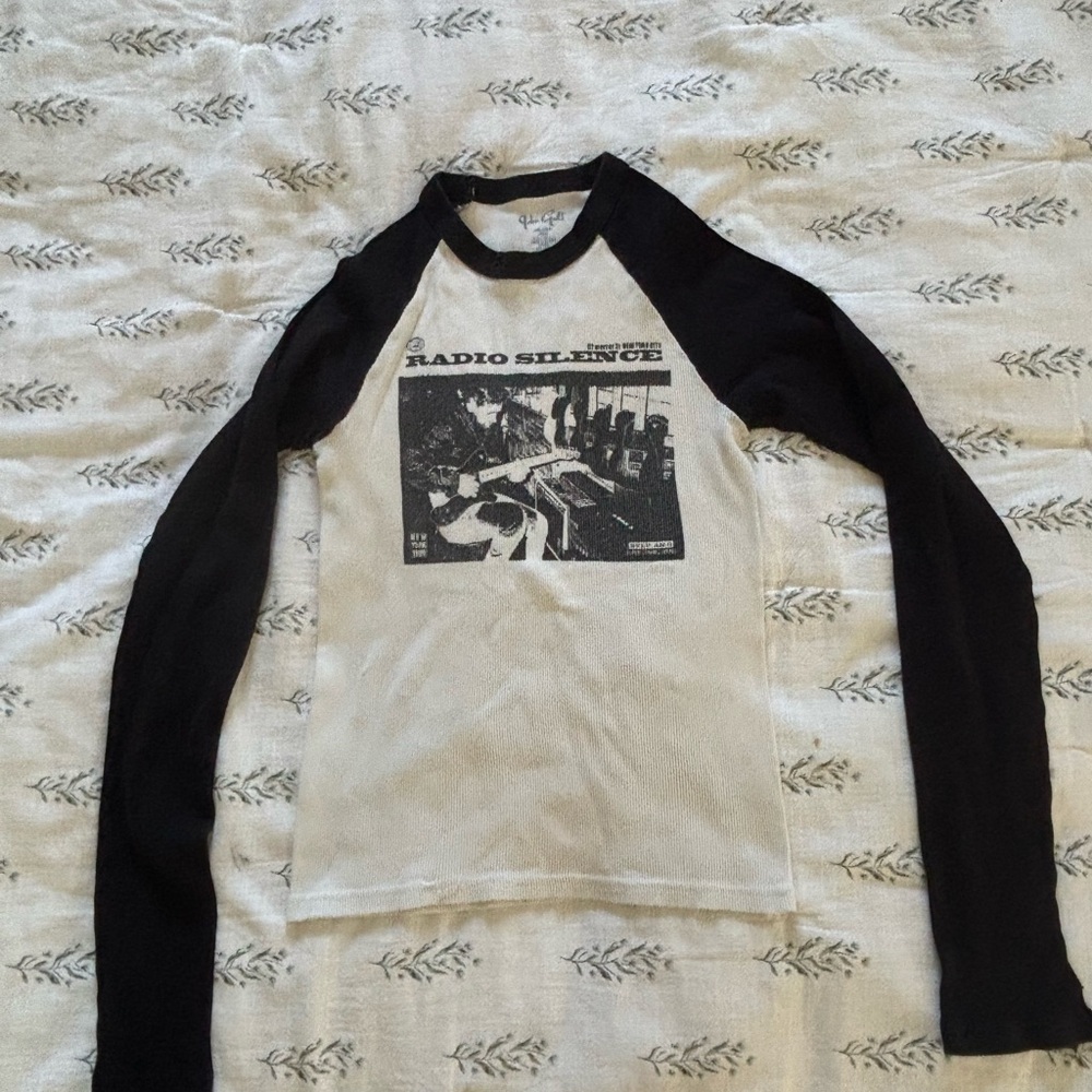 Brandy Melville Black and White Ribbed Top